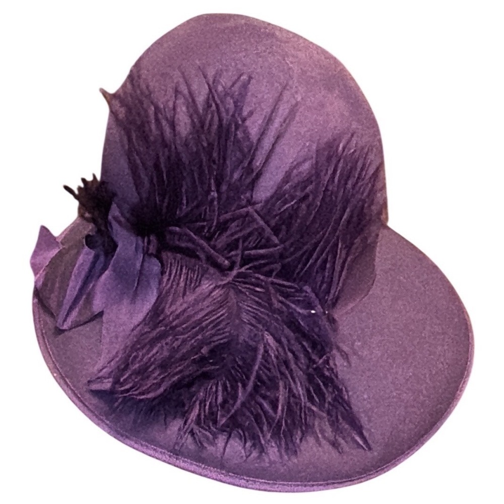 Betmar Vintage Purple 100% Wool Felt Cloche Hat Ostrich Feather Bow Made in USA